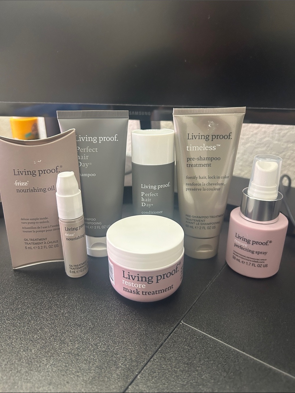 Living Proof Restore Mask Treatment & Hair Care Set